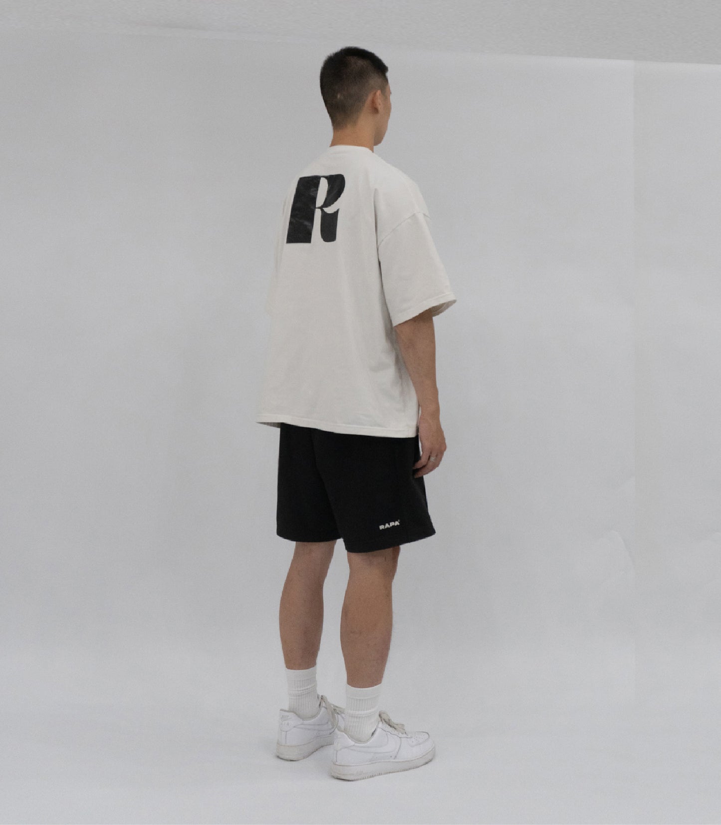 WARM-UP TEE - Almond White